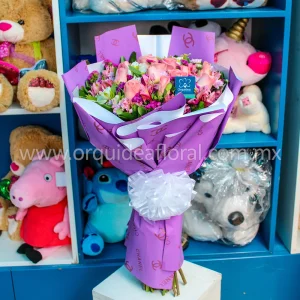 12 Rosas Hermosas Deluxe