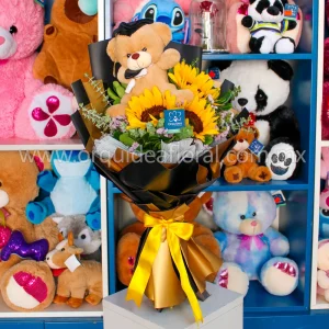 3 Girasoles Deluxe con Peluche (Graduación)