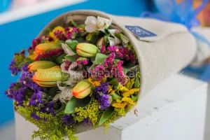 5 Tulipanes Naranja Premium