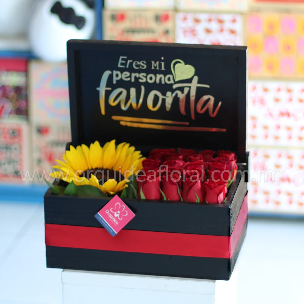 Box Rosas & Girasol