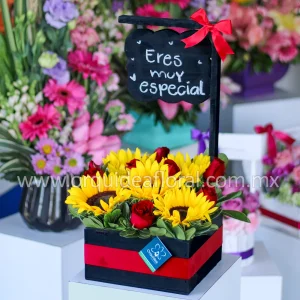 Pizarrón Rustico Rosas Rojas & Girasoles